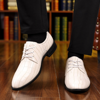 Des chaussures élégantes et modernes pour l'homme d'aujourd'hui
