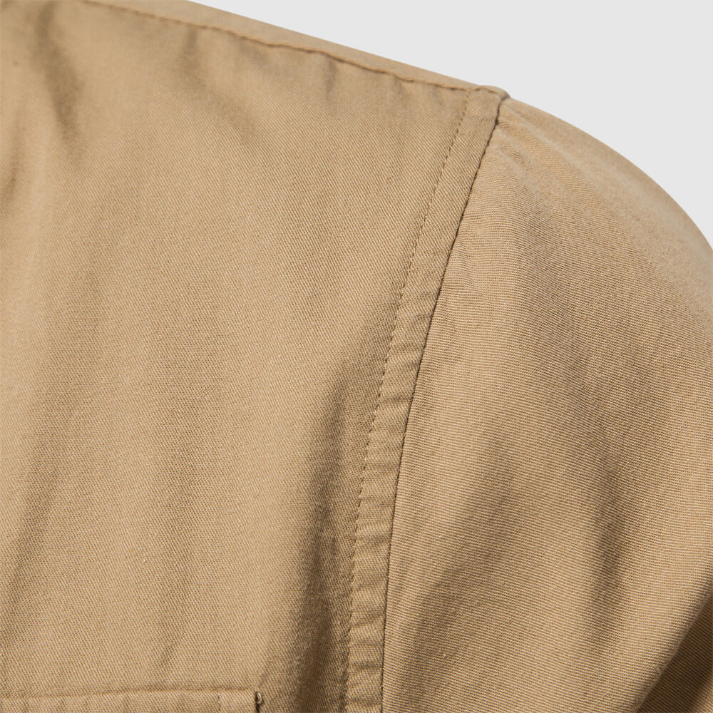 Camisole décontractée pour homme avec manga larga et corte ajustado pour un estilo moderno