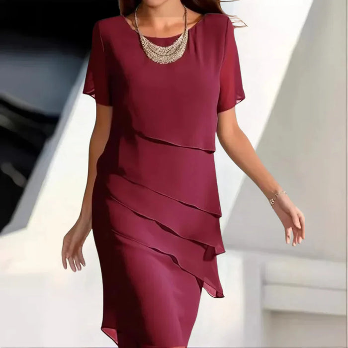 Robe en mousseline superposée avec détails de luxe