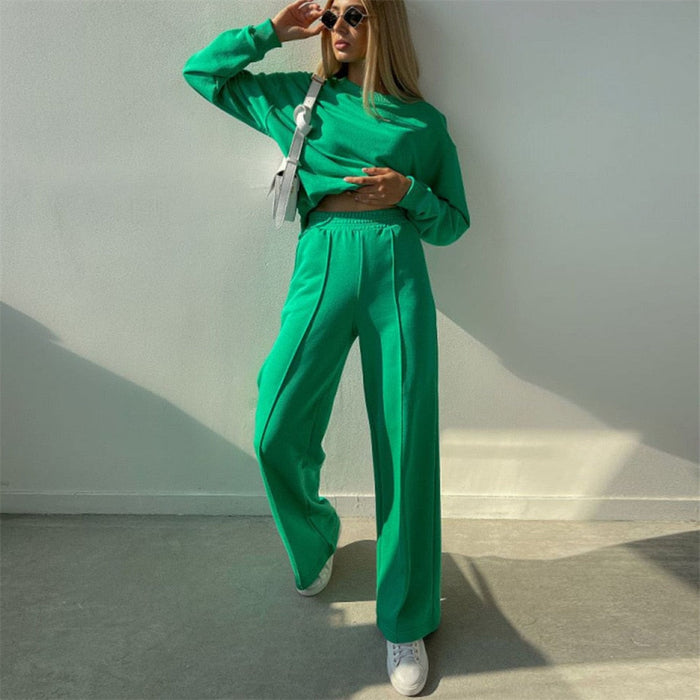 Lulu Luxury 2-Piece Jogging Suit for Women - Comfort and Style in One Set