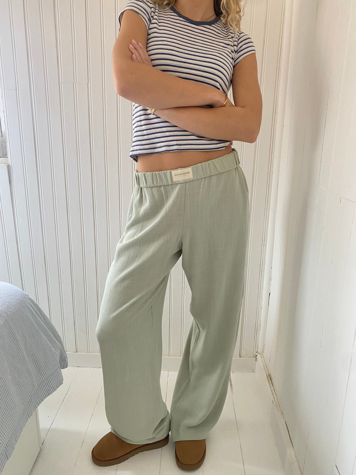 Ensemble de détente 2 pièces pour femmes, comprenant un top tendance et un pantalon confortable