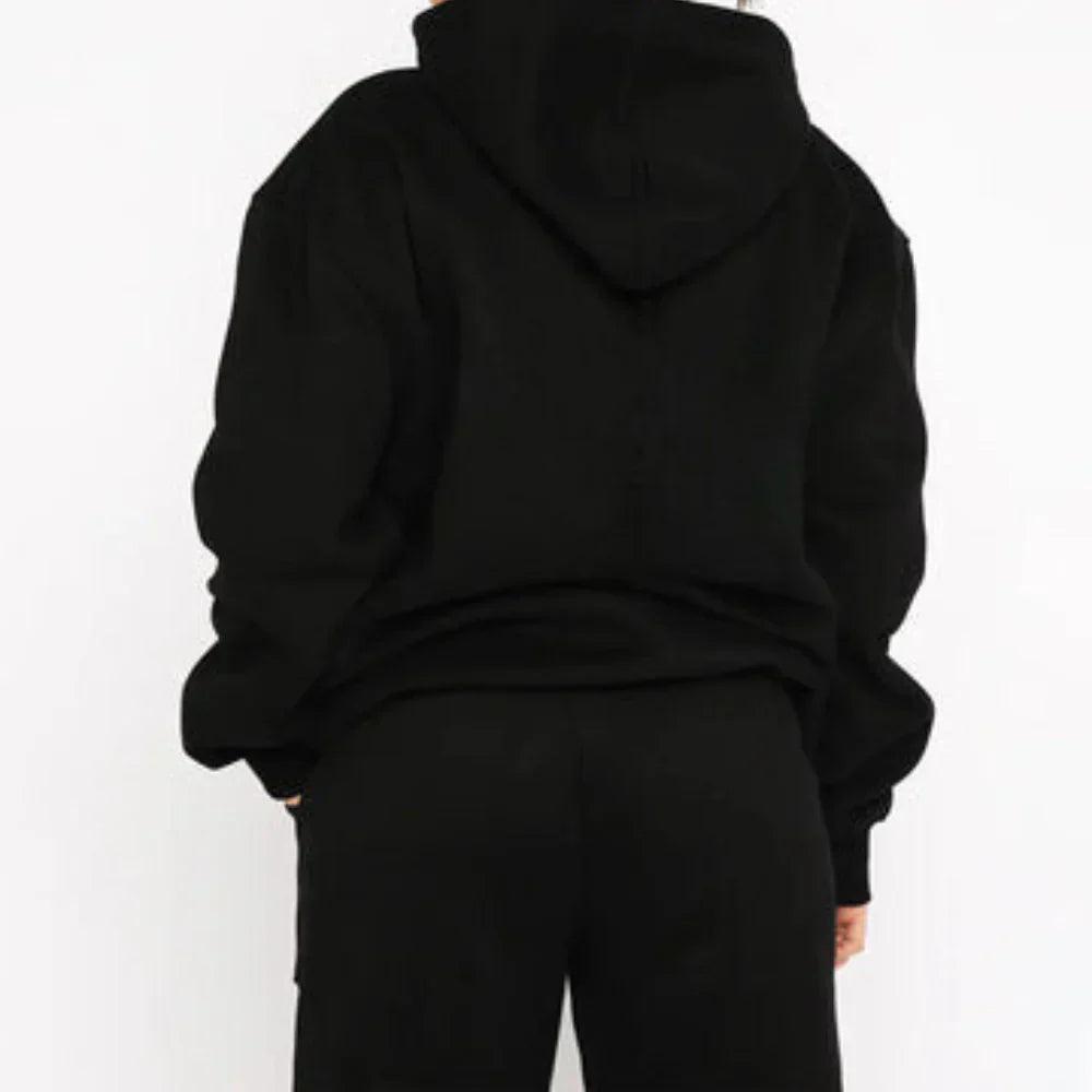 Ensemble de jogging pour femmes - un sweat à capuche et un pantalon confortables pour des journées décontractées