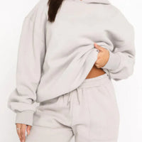Ensemble de jogging pour femmes - un sweat à capuche et un pantalon confortables pour des journées décontractées