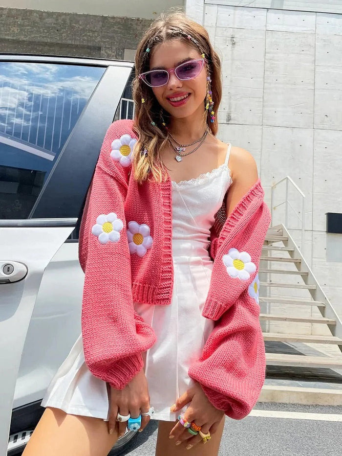 Élégant cardigan tricoté pour femmes avec de belles fleurs - Jessy