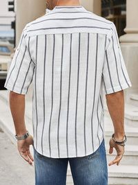 Chemise décontractée pour hommes à rayures verticales, col band, manches courtes, coupe détendue