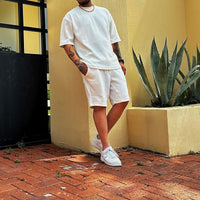 Ensemble Sportif Hommes - Tissu Coton Respirant - T-Shirt Confortable et Short Mi-Mollet pour un Style Décontracté