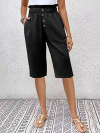 Short en lin pour femmes à taille haute avec style paperbag, coupe décontractée, bouton devant et longueur juste au genou