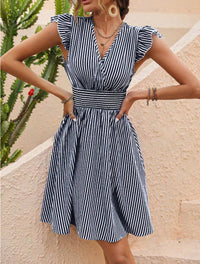 Robe midi rayée chic pour femmes - Style élégant et flatteur