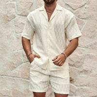 Ensemble d'été deux pièces confortable pour hommes - Chemise boutonnée à manches courtes et short décontractés en coton doux