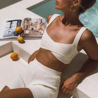 Ensemble en maille pour femmes - Crop top côtelé et short taille haute - Vêtements de détente extensibles