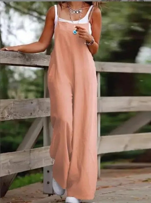 Combinaison en lin confortable pour femme, avec une coupe décontractée - parfaite pour le confort et le style de tous les jours