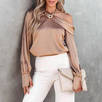 Élégante blouse en satin pour femmes avec un design asymétrique unique - manches longues élégantes pour des tenues décontractées ou d'affaires