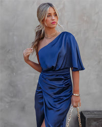 Robe de soirée élégante et féminine en satin Jessa - Séduisante et stylée