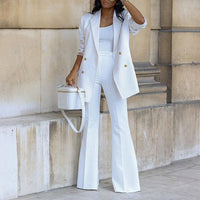 Élégant ensemble 2 pièces pour femme composé d'un blazer et d'un pantalon évasé - Un tailleur parfait pour les occasions spéciales