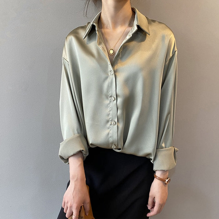 Chemisier élégant en soie - chemise vintage sophistiquée pour un style intemporel
