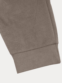 Set sportiv pentru bărbați - cămașă cu nasturi și pantaloni athleisure pentru un stil confortabil și eleganță casual