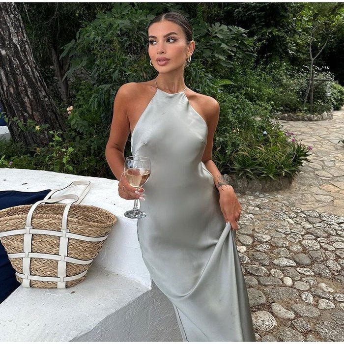 Robe longue élégante sans manches Sakia pour un look chic