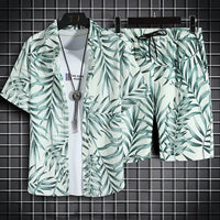Ensemble décontracté pour hommes avec motif tropical à boutons, parfait pour un style décontracté et tendance