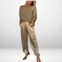 Ensemble de salon 2 pièces pour femmes, avec un haut tendance et un pantalon confortable
