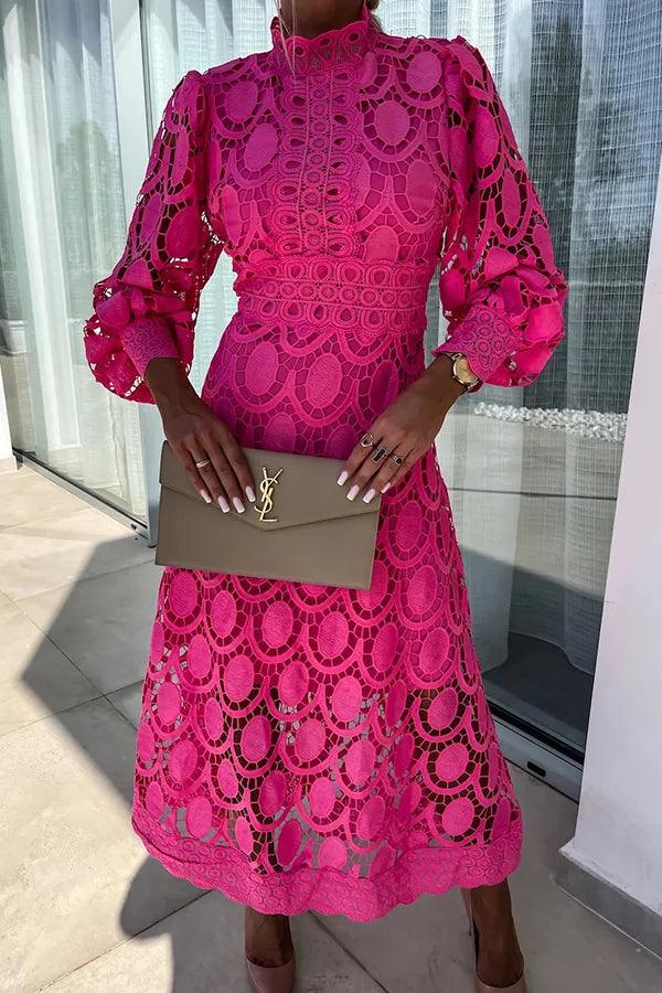 Élégante robe midi en dentelle à découpes et manches bouffantes pour femmes