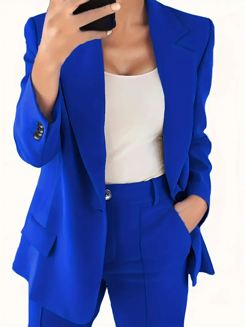 Ensemble élégant pour femme avec une coupe sophistiquée : ensemble blazer et pantalon 2 pièces pour un look stylé
