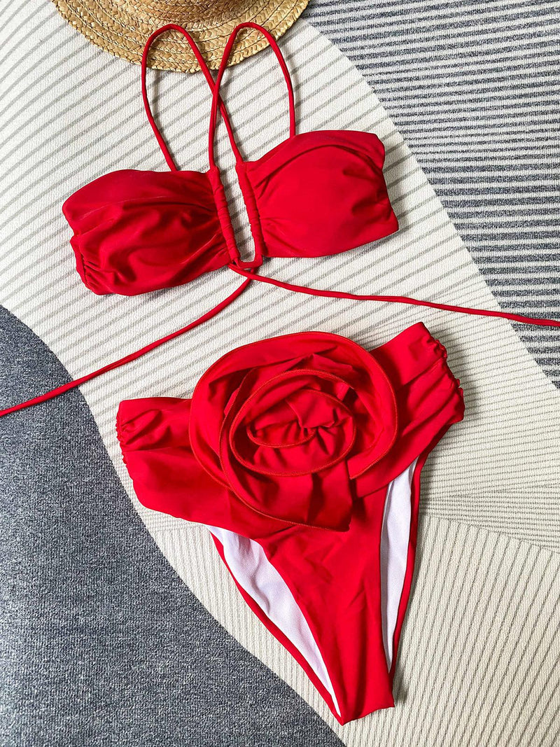 Seiße Frauen Bügel-Bikini mit Blumenmuster und eleganter Halter-Optik