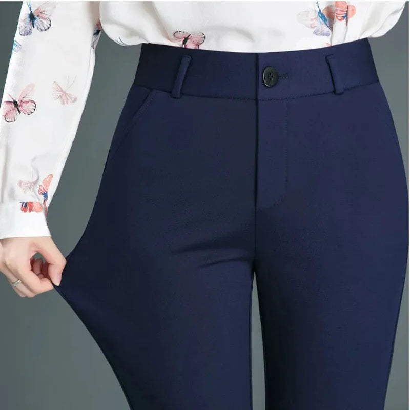 Ensemble de pantalons 2 pièces pour femmes - une tenue de bureau élégante pour un look stylé