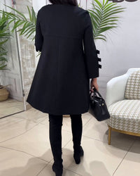 Robe Femme Élégante à Coupe A, Manches Longues avec Détail Nœud, Longueur Genoux et Col Rond