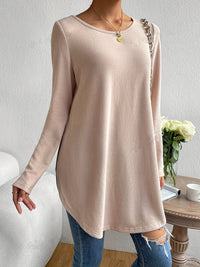 Light Beige Long Sleeve Top for Women - Stylish Casual T-Shirt with Curved Zoom