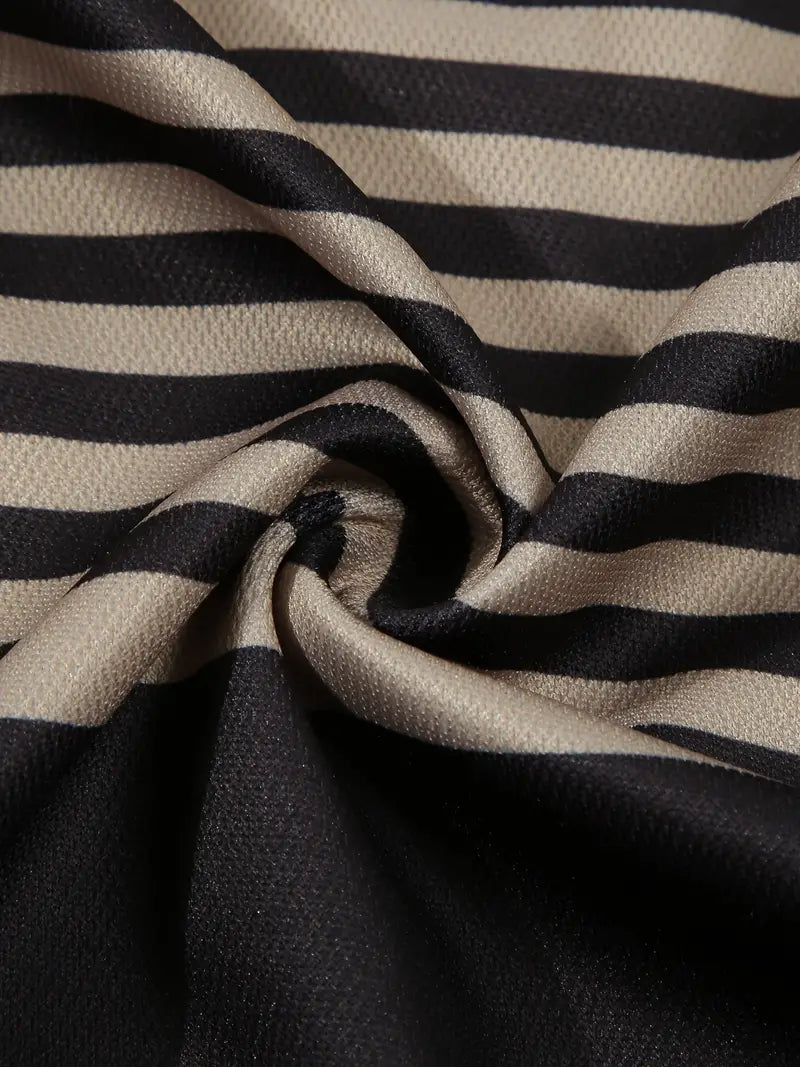 Camisa Polo Masculina - Ajuste Slim - Design Listrado - Manga Curta para Uso Casual