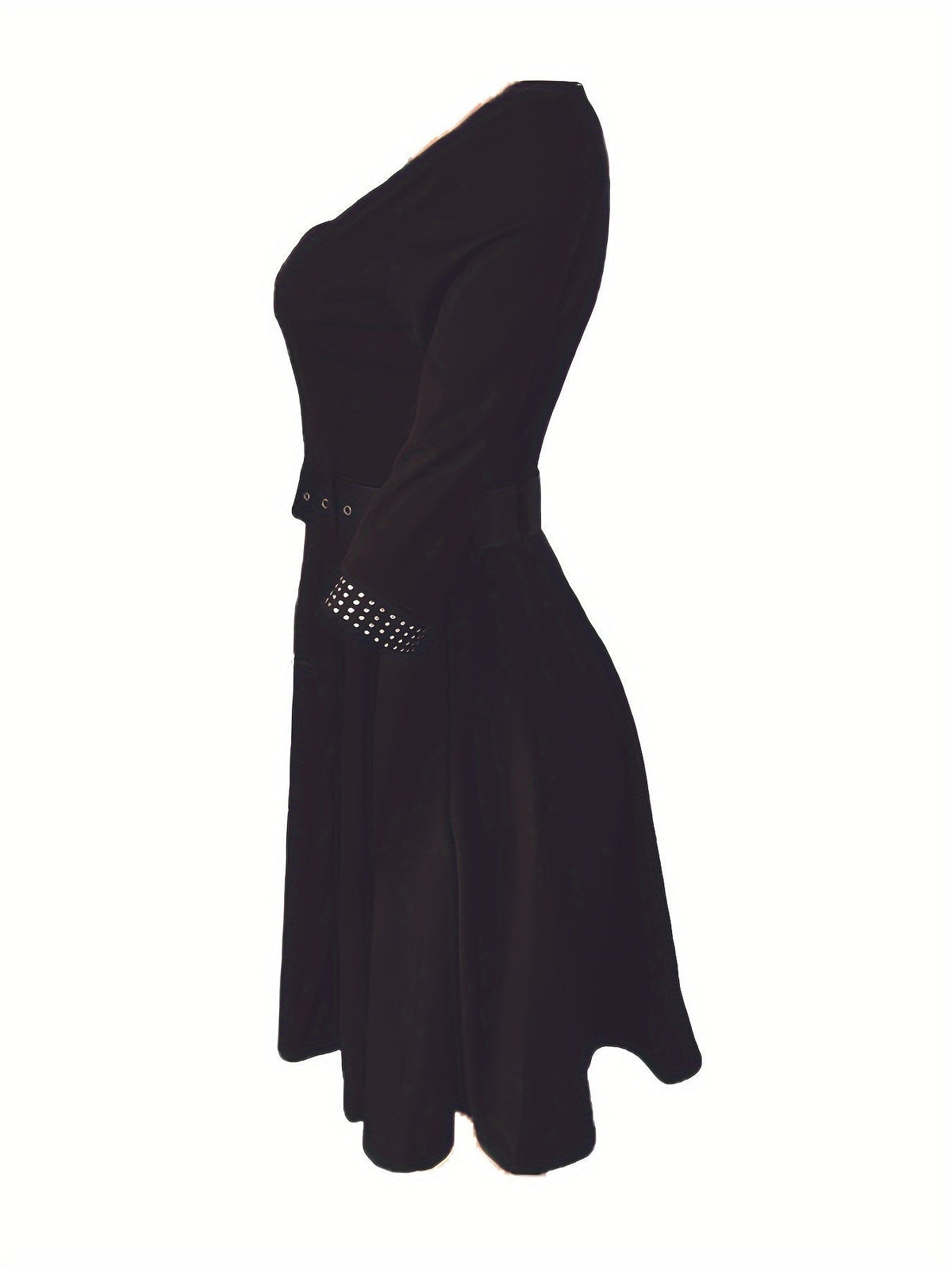 Robe femme évasée avec décolleté en V orné, manches 3/4 et longueur mi-longue avec ceinture pour un look élégant