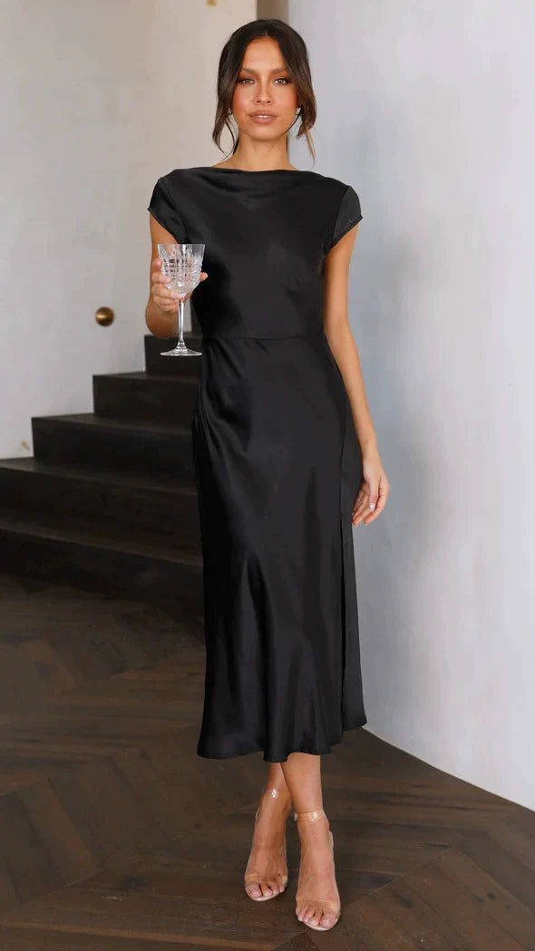Robe de Soirée Satinée Élégante pour Femme - Glamour et Sophistication avec Dos Nu Midi