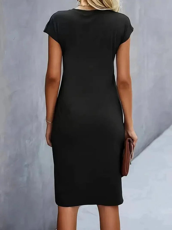 Robe élégante et stylée à col rond - Parfaite pour les femmes