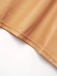 Polo classique pour hommes avec col et poignets contrastés - motifs rayés élégants sur la poitrine, coupe régulière