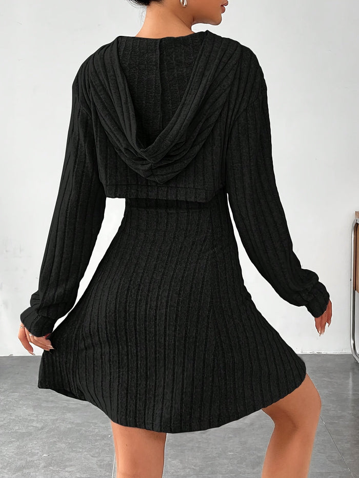Robe pull-over côtelée avec découpe pour femmes