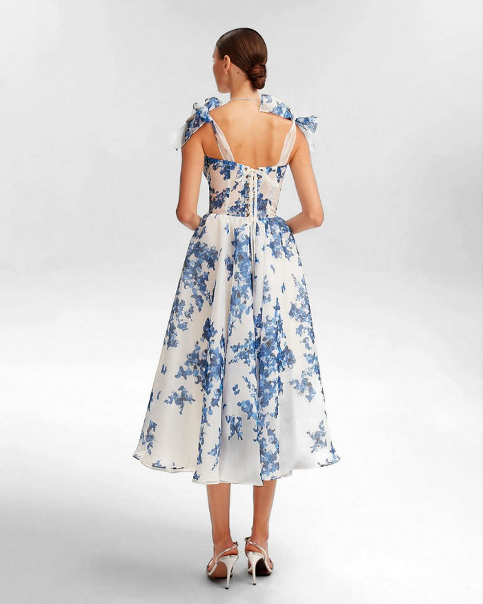 Robe midi chic et élégante en bleu pour femmes, parfaite pour toutes les occasions