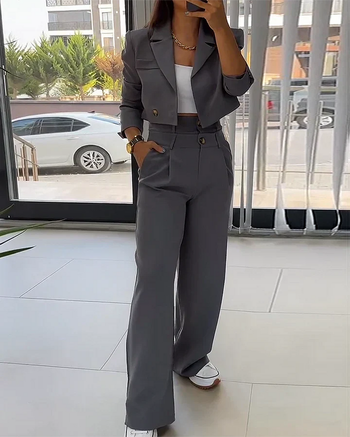Élégant ensemble 2 pièces blazer et pantalon pour femme - tenue de bureau grise sophistiquée pour un look professionnel