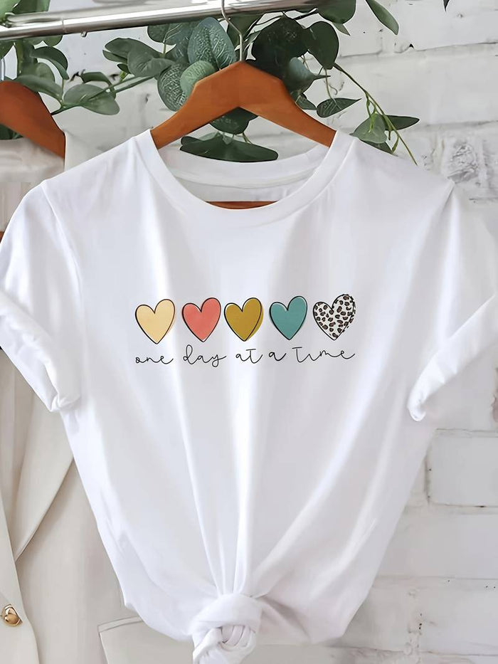 T-shirt imprimé cœur pour femme - Tenue décontractée confortable et élégante pour tous les jours