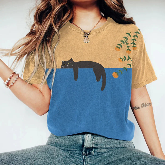 T-shirt pour femmes avec un motif artistique unique de chat - Parfait pour les amoureux des chats