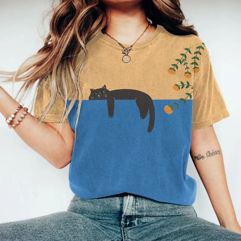 T-shirt pour femmes avec un motif artistique unique de chat - Parfait pour les amoureux des chats