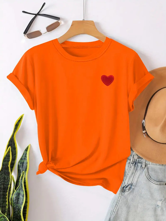 T-shirt élégant et décontracté pour femmes avec un joli cœur - top en coton doux pour un confort quotidien