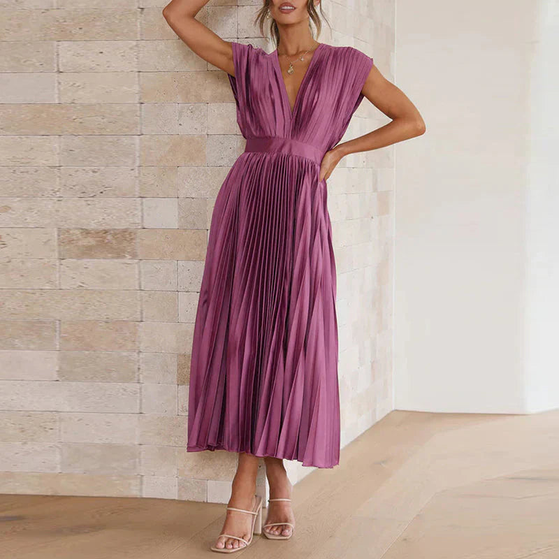 Stylish V-neck Dress for Women for a Chic and Elegant Look (Robe à col en V pour femmes pour un look chic et élégant)