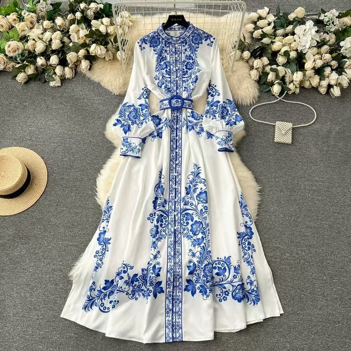 Robe chemise midi élégante à ceinture imprimée, parfaite pour un style chic et décontracté en toute saison