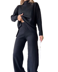 Ensemble décontracté élégant avec col roulé confortable et pantalon assorti pour un look sans effort