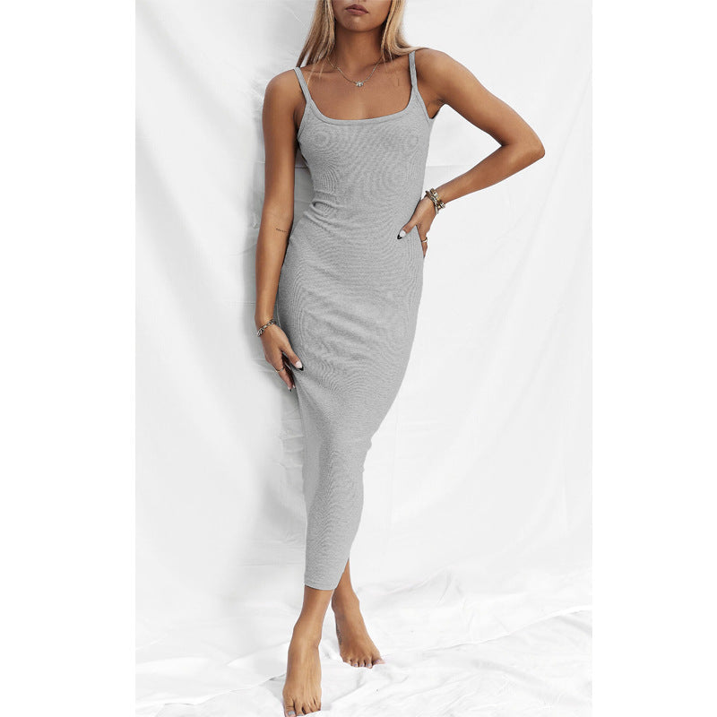 Robe Midi en Maille pour Femmes - Coupe Bodycon Flatteuse - Col Carré Élégant - Sans Manches