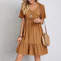 Robe décontractée à col en V pour femmes, manches courtes, ourlet à volants, coupe ample et confortable, longueur au genou