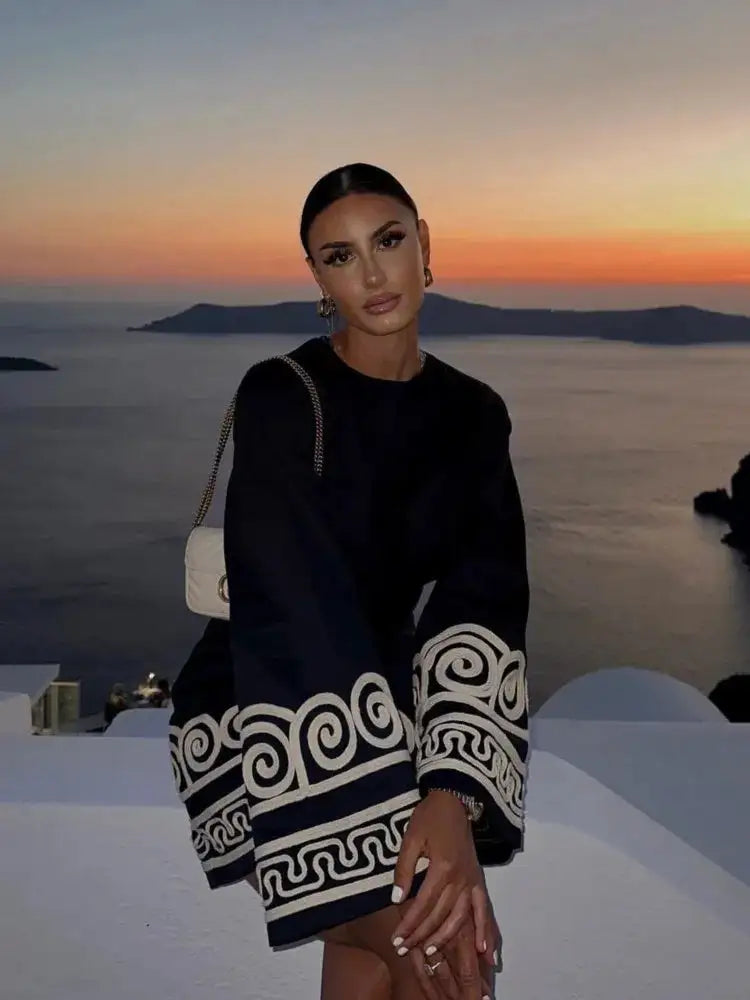 Robe d'été élégante avec motif tendance - Aleva