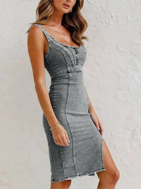 Perla Denim - Robe en denim élégante et décontractée avec bretelles réglables confortables