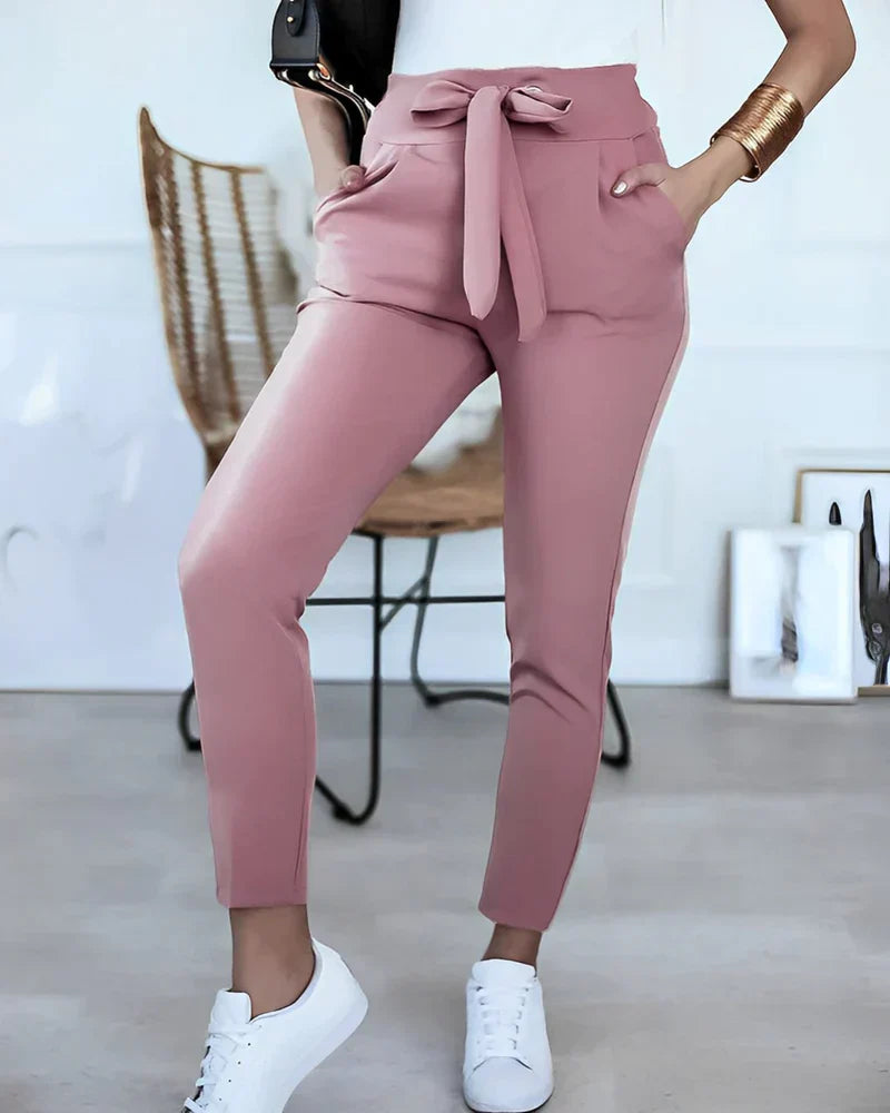 Pantalon slim tailleur pour femmes avec ceinture - Elégant pour le bureau et les journées décontractées