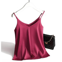 Camisole élégante en satin pour femmes - blouse élégante sans manches